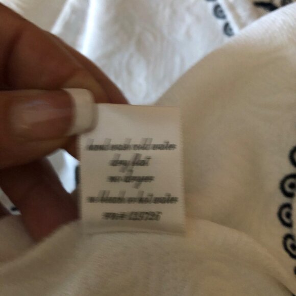 Alya Dress Womens Size XS Textured White Navy Embroidered Skater Fit Flare Mini - Picture 9 of 10